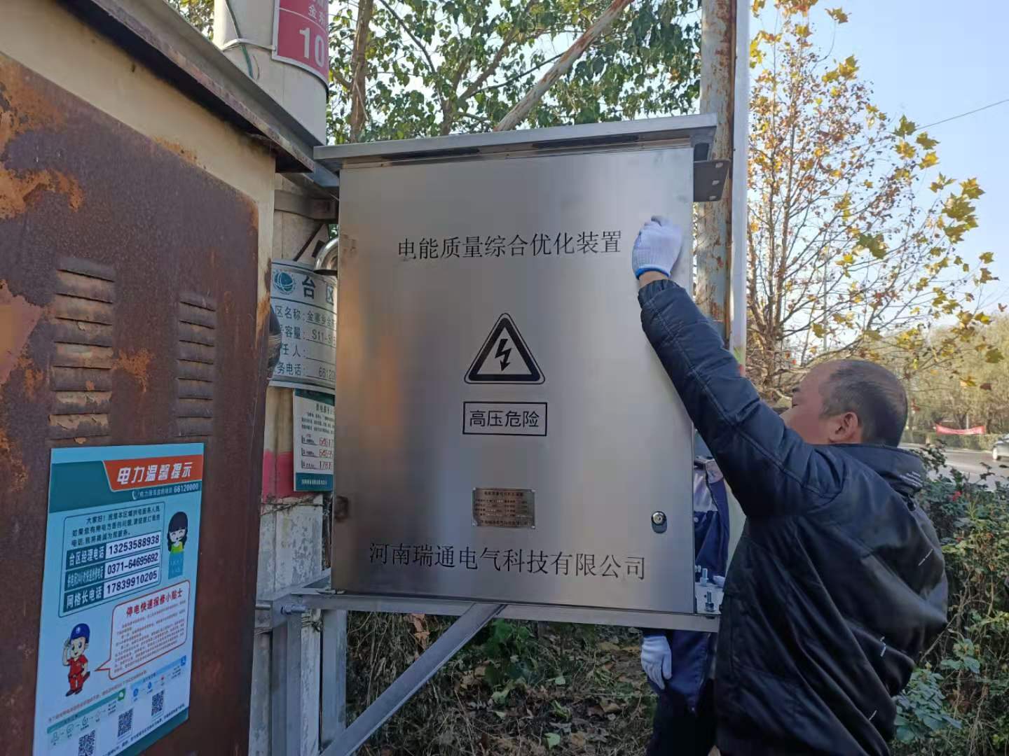 高潮H跪趴扩张调教男男视频