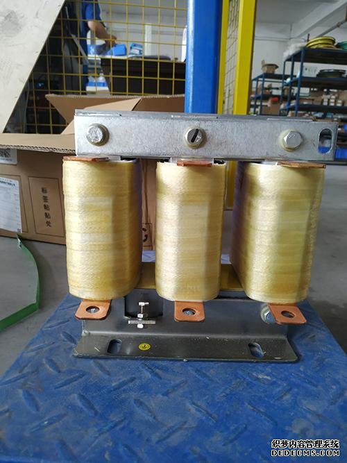 高潮H跪趴扩张调教男男视频