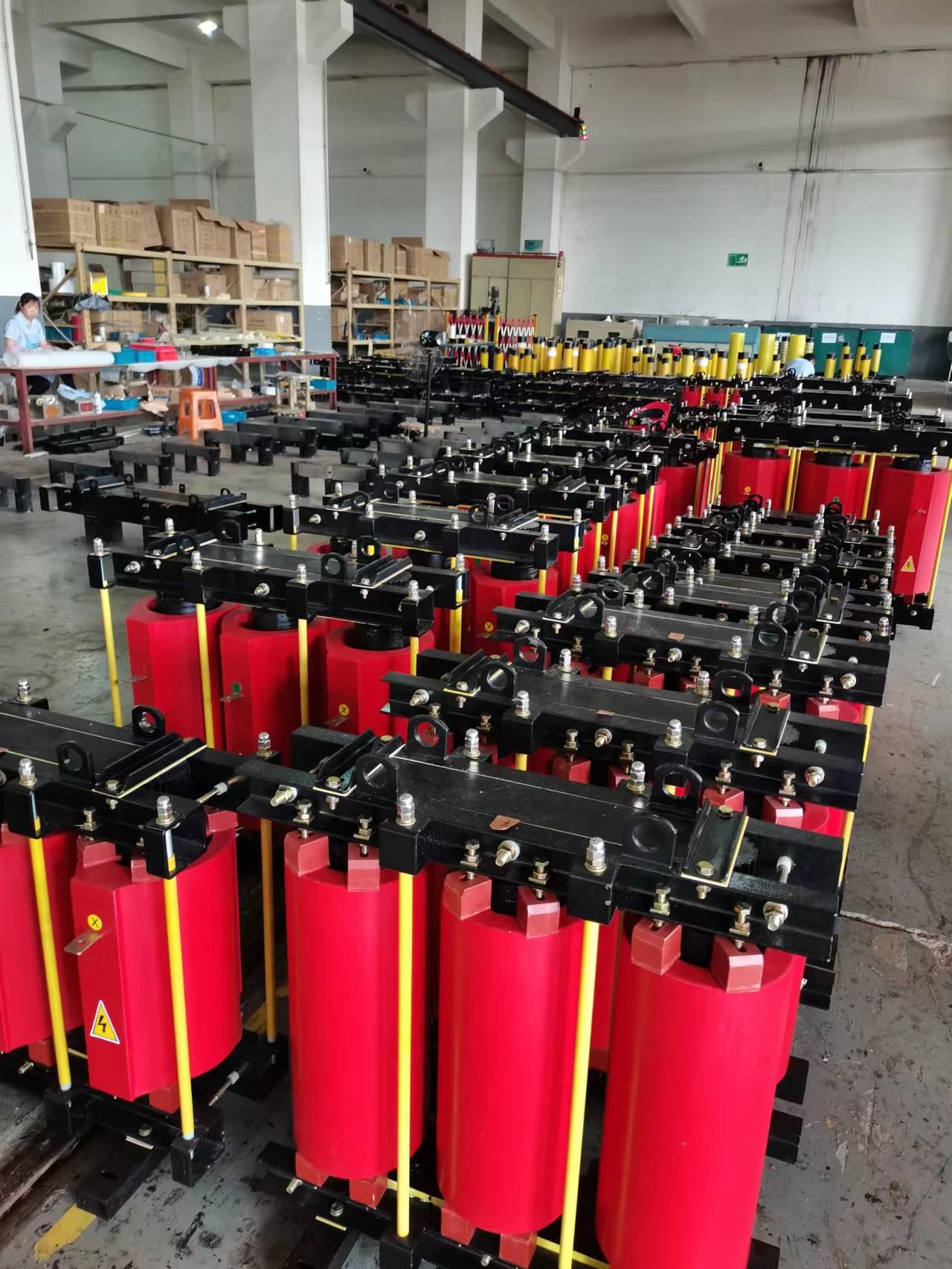 高潮H跪趴扩张调教男男视频