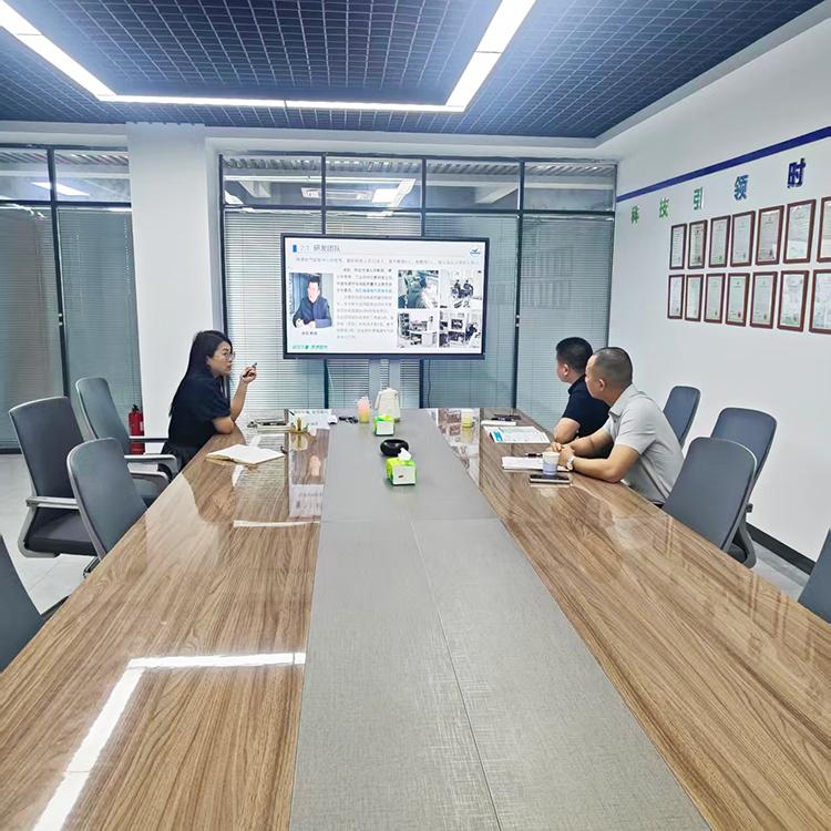 高潮H跪趴扩张调教男男视频